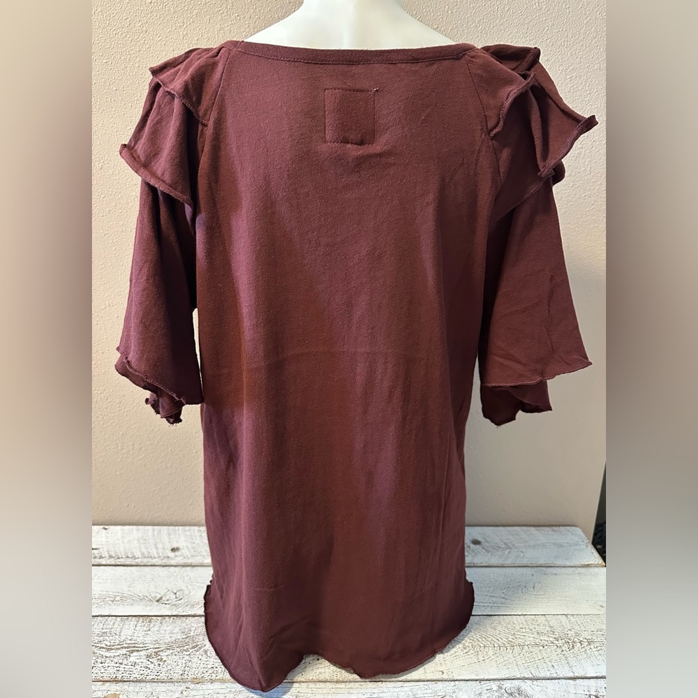 Chaser Layered Ruffle Arm Top - NWT - Picture 2 of 7